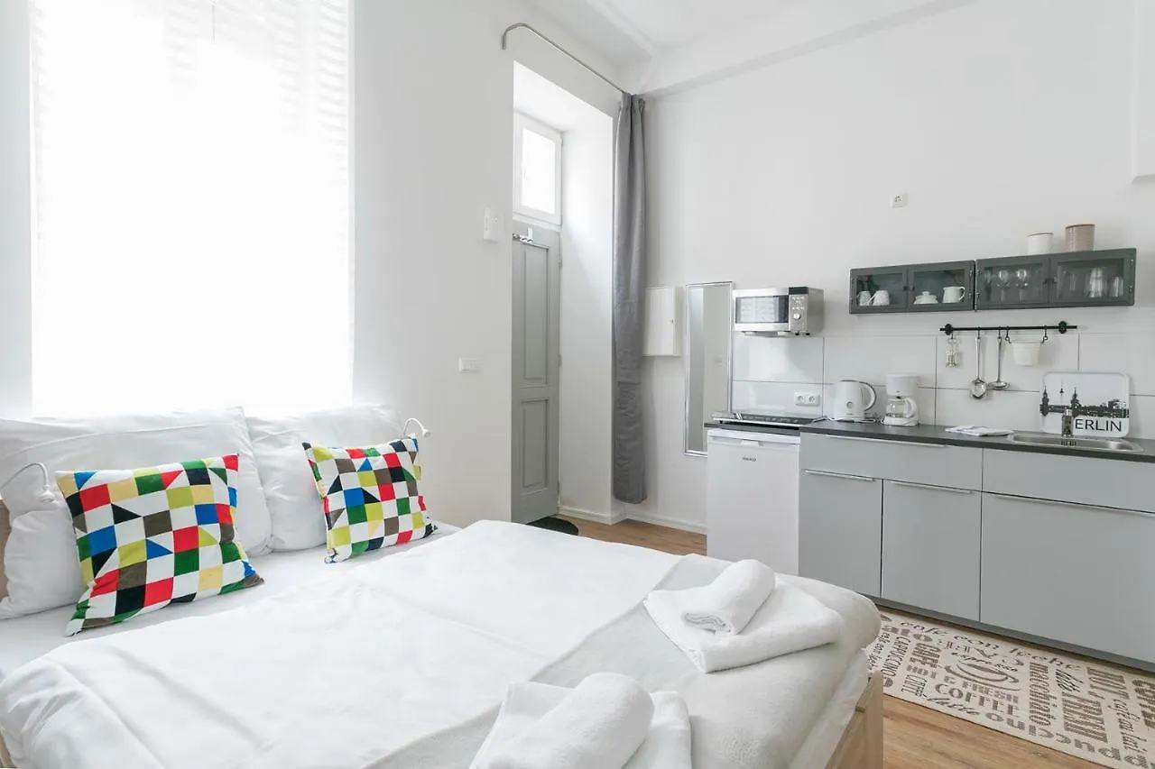 Studio Apartment For 3 Berlin Germany